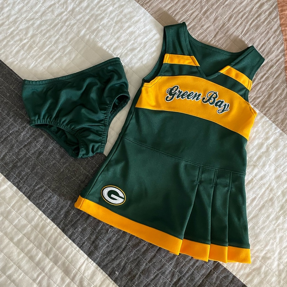 Green Bay Packer cheerleader dress outfit